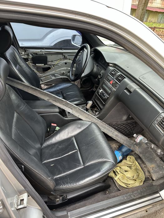 Продам мерседес в210 е420