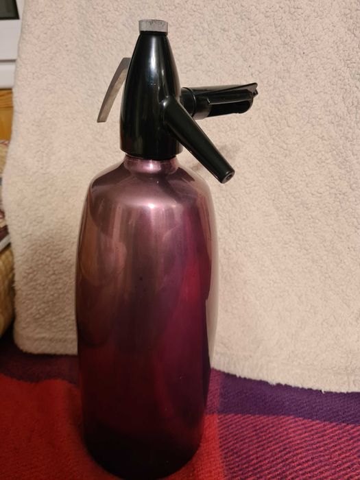 Dwulitrowy syfon na naboje dla kolekcjonera i nie tylko.