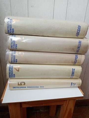 Encyklopedia powszechna PWN - 5 tomów