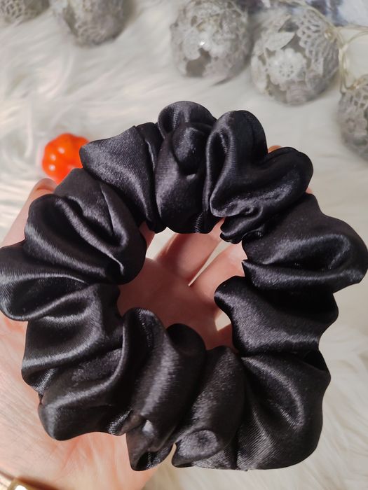Scrunchie do włosów rozm M Satyna