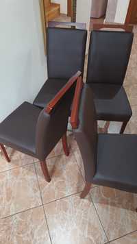 Krzesła z ekoskóry