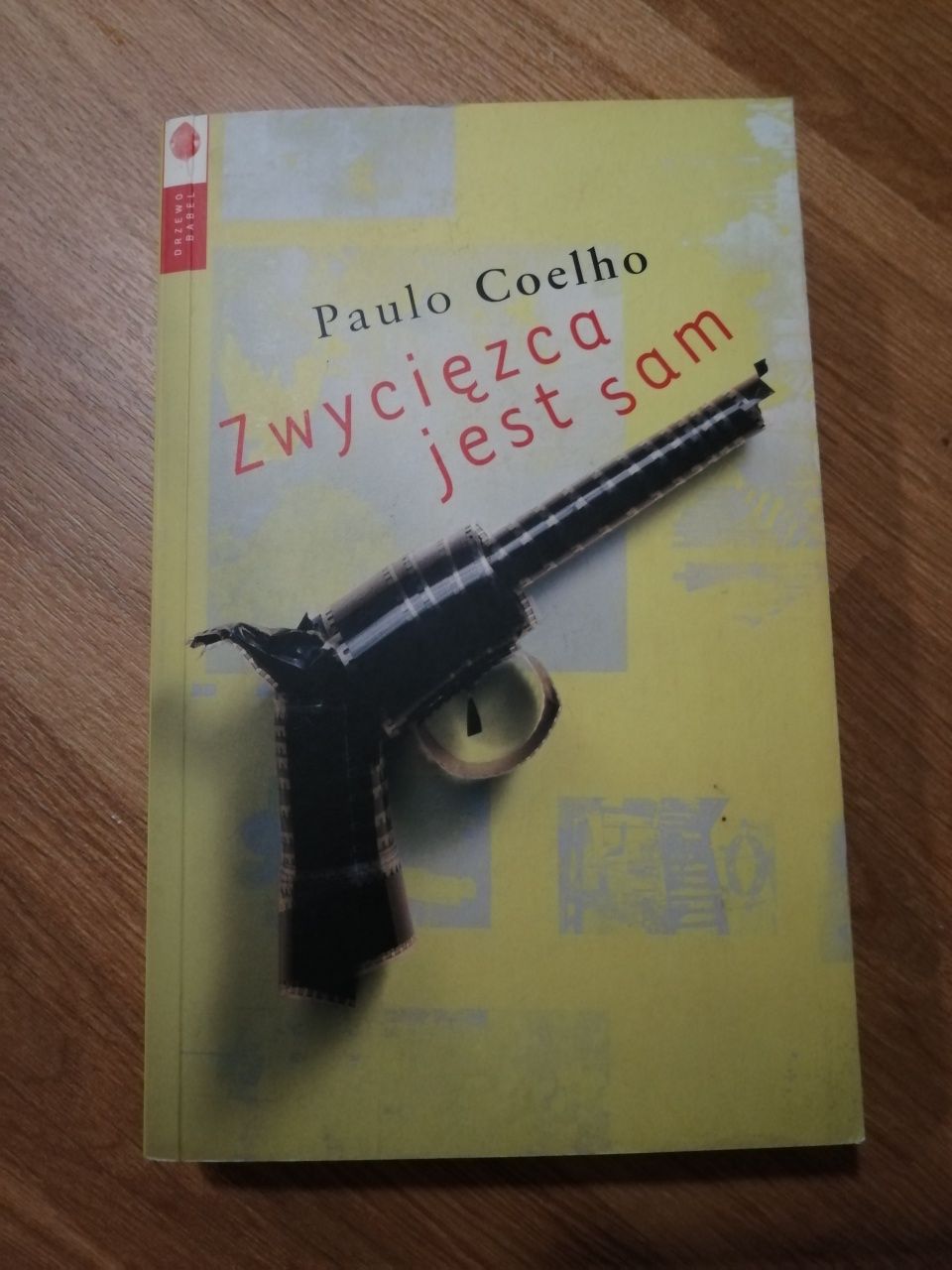 Książka Zwycięzca jest sam - Paulo Coelho