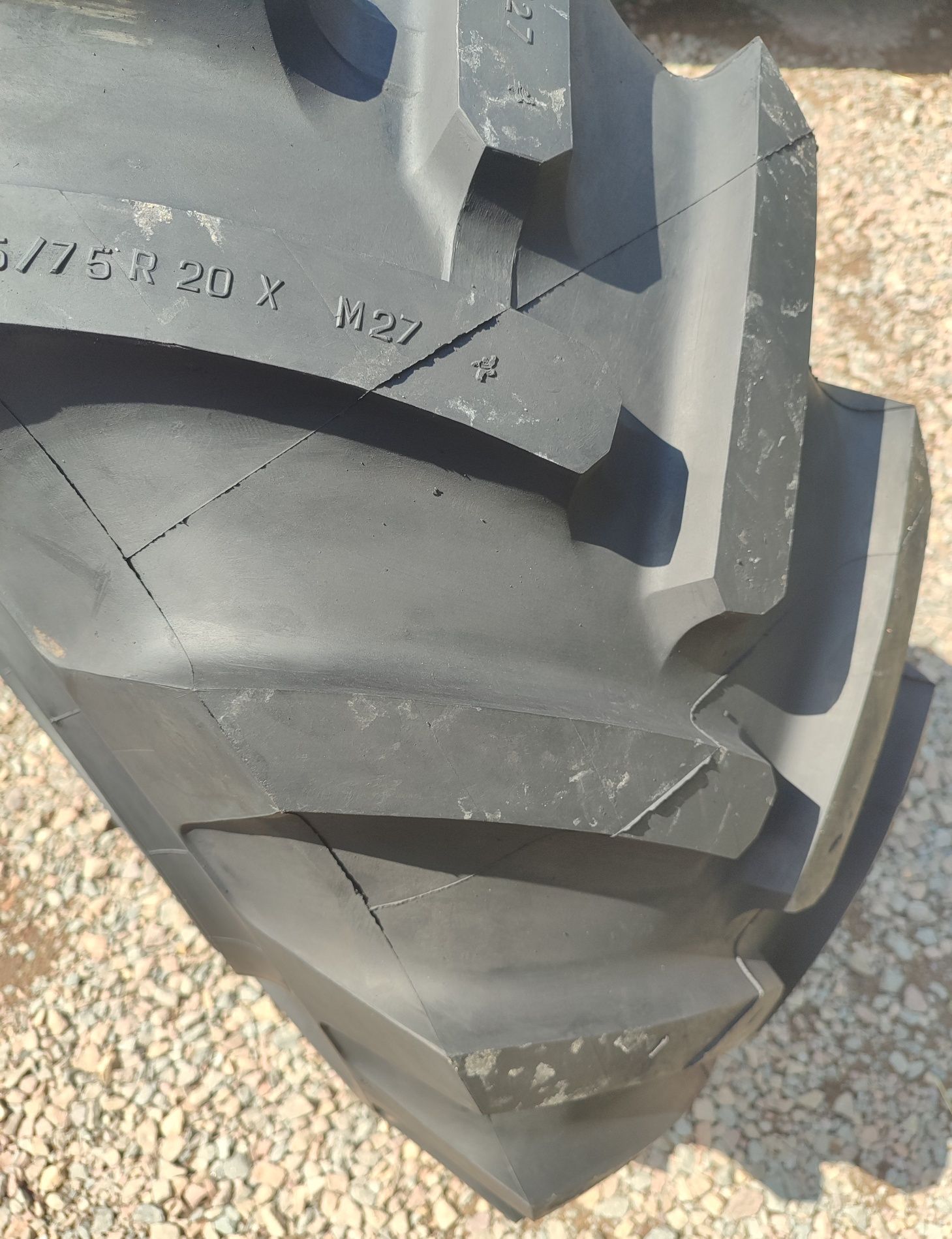 Nowa Opona Michelin X M27 425/75 R20 425/75-20