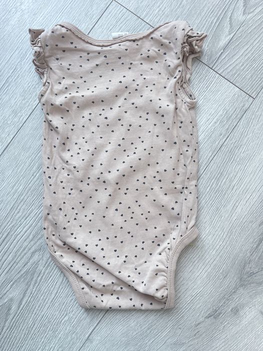 Body - H&M- 80- serduszka