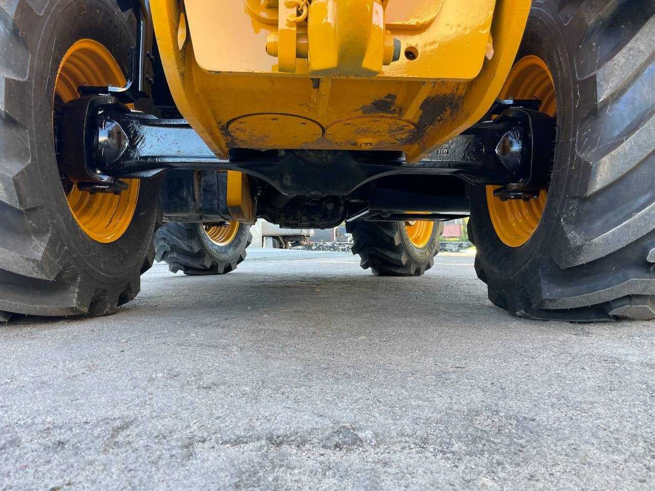 Навантажувач JCB 536-70 AGRI SUPER