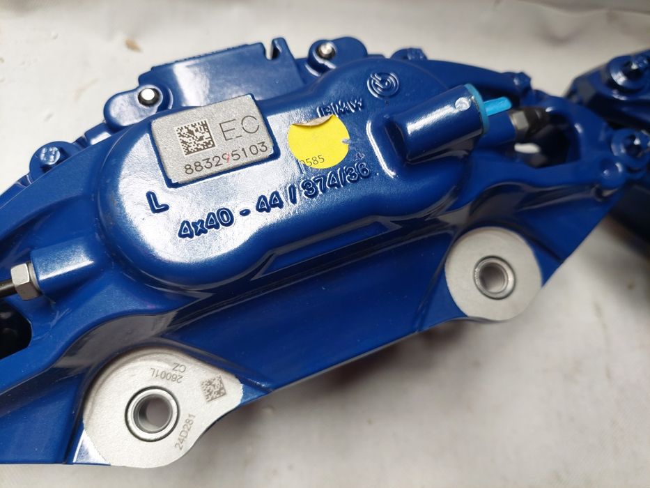 Nowe zaciski klocki 374mm M-Pakiet BMW 5 7 G11 G20 G30 X3 G01 swap