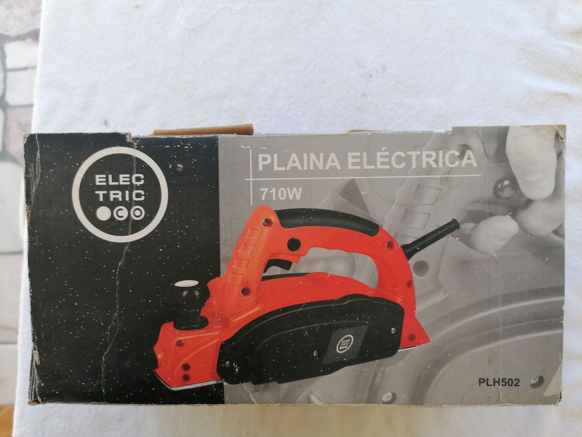 Plaina eléctrica