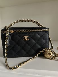 Kuferek Chanel Makeup bag, oryginalny z pudelkiem