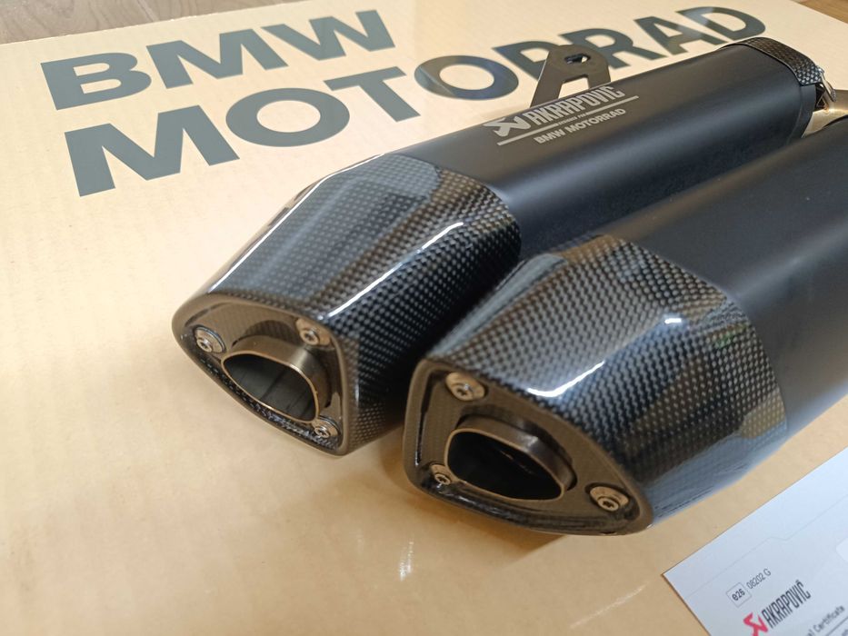 Ponteira Akrapovic BMW R1300 GS ou GSA Preta - COMO NOVA