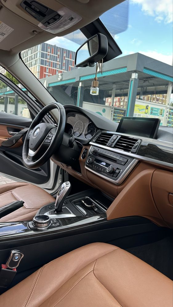 Bmw F30 335 комплектація Luxury