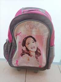 Plecak szkolny na kółkach motyw Violetta plecak walizka do samolotu