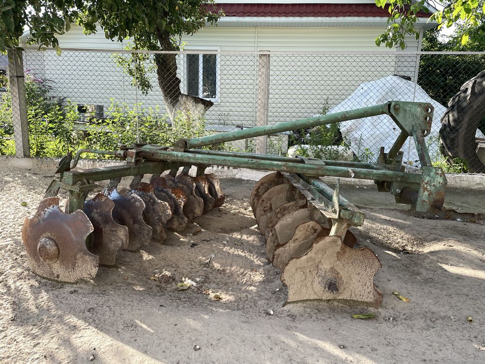 Продам дискову борону