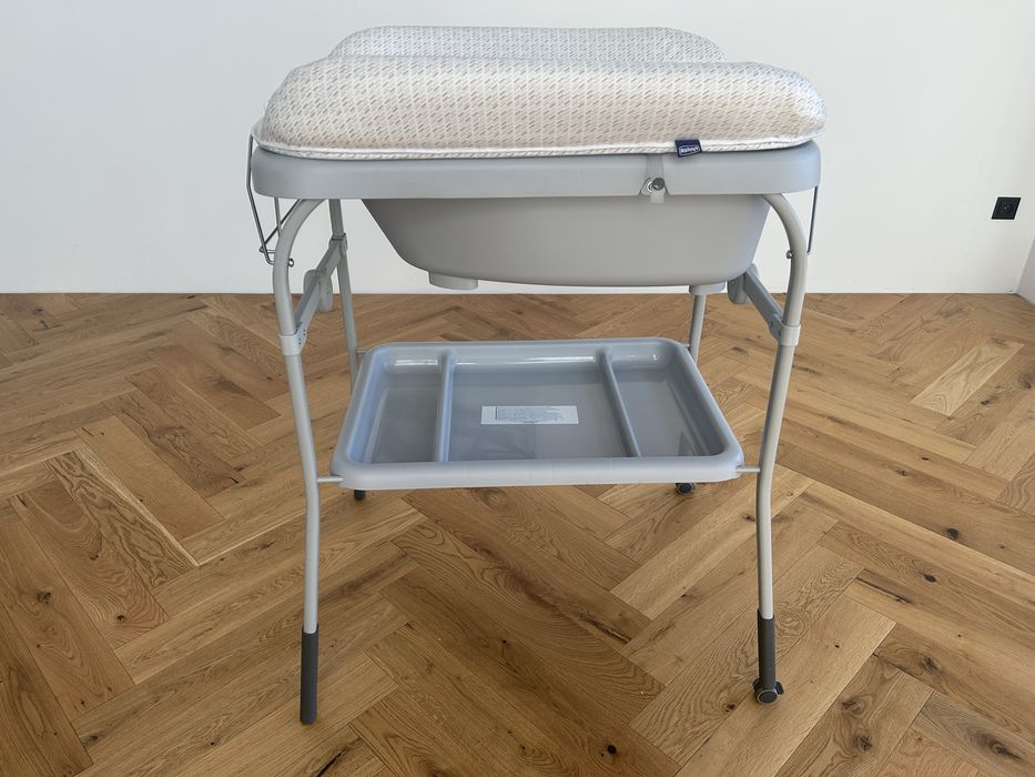 Przewijak z wanienką Chicco