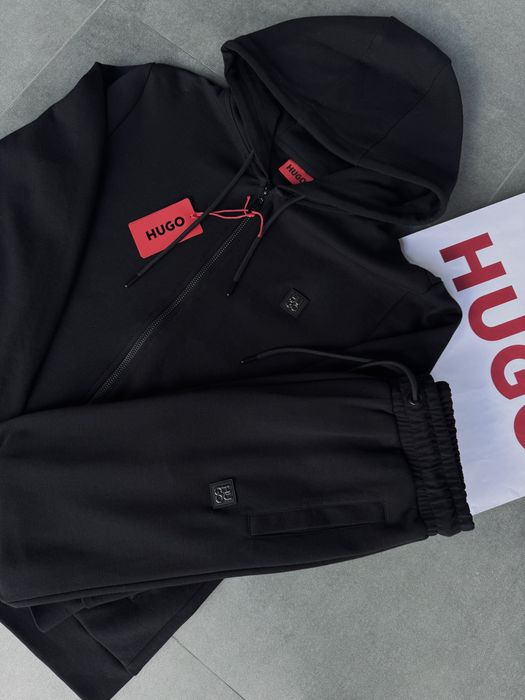 Костюм на флісі від Hugo Boss