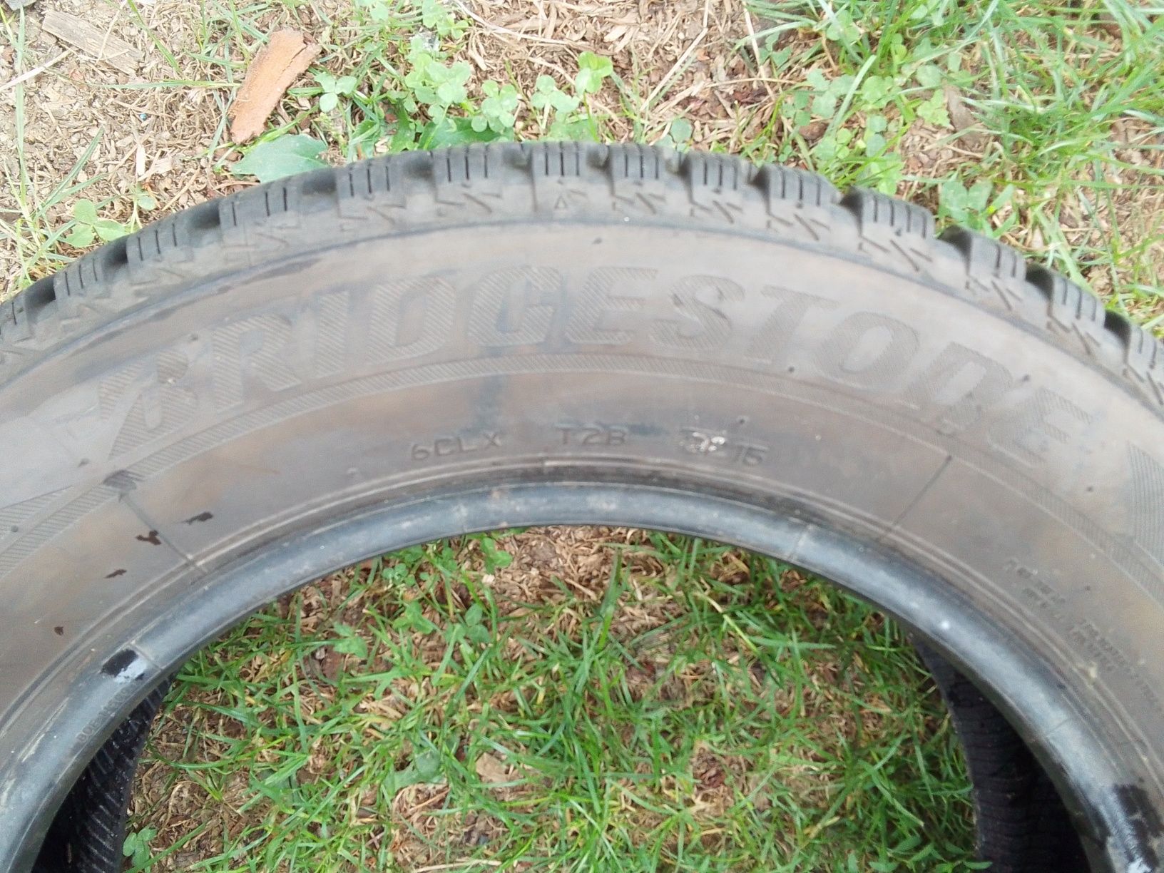 Opona zimowa 185/65r15 BRIDGESTONE