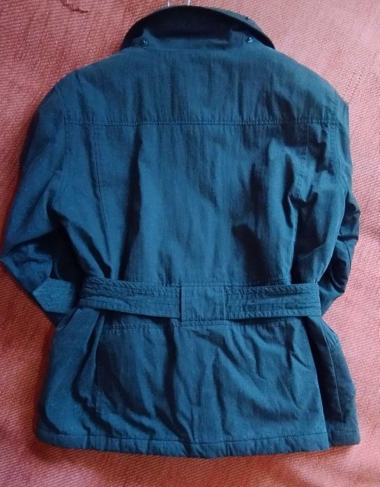 Продам куртку демисезонную