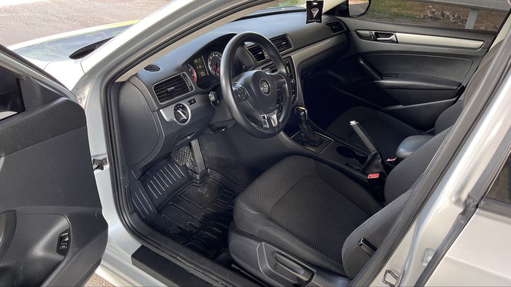 Продам Volkswagen Passat 2,5 , 2011 год ,автомат, газ4