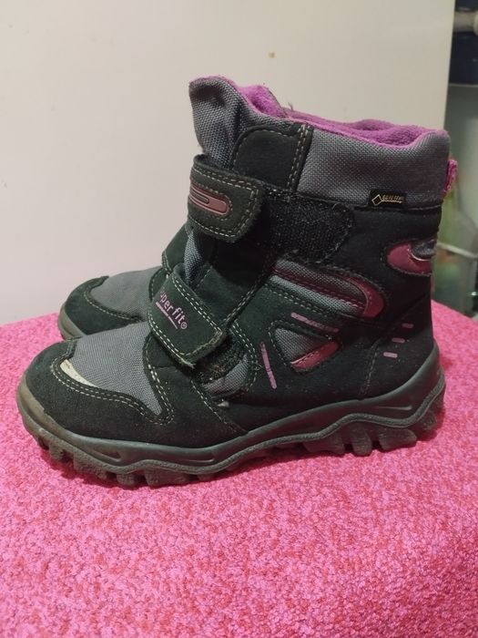 Продам черевики Superfit