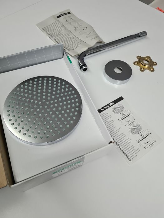 Deszczownica  Hansgrohe Croma 160 + ramie prysznicowe chrom