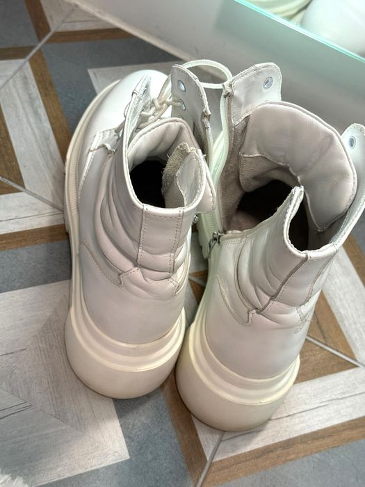 Черевики білі зима/осінь