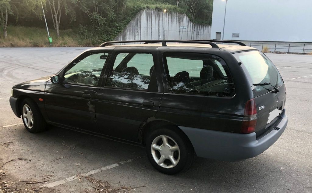 Ford Escort 1998 Turbo Diesel – 47.478 km – Teto Solar – Oportunidade!