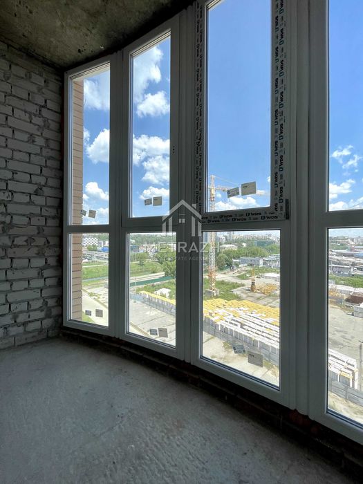 21568 Продам 1кім квартиру ЖК Лазурний