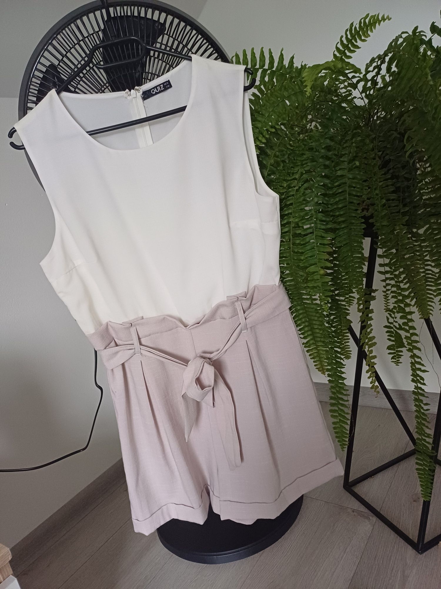 Elegancki kombinezon damski