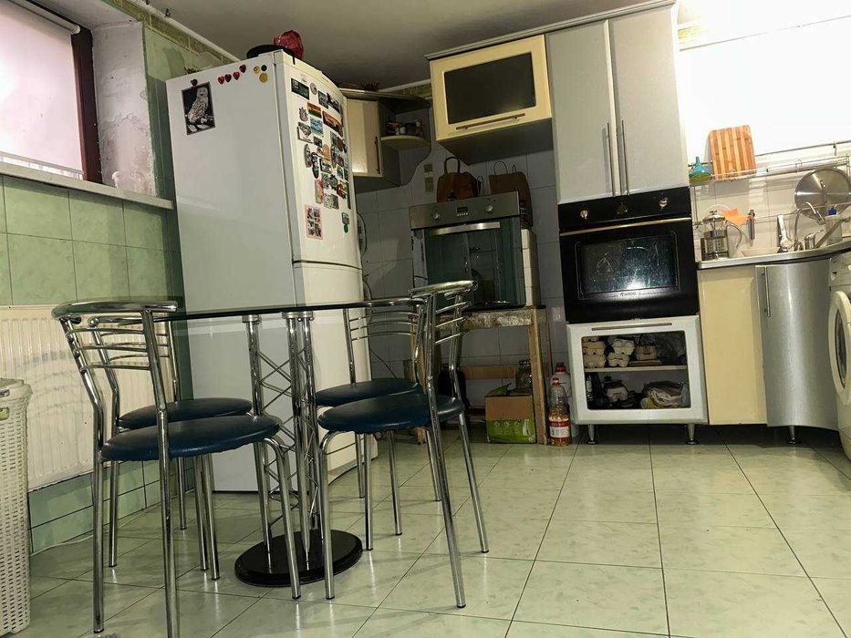 Приватний будинок р-н парку