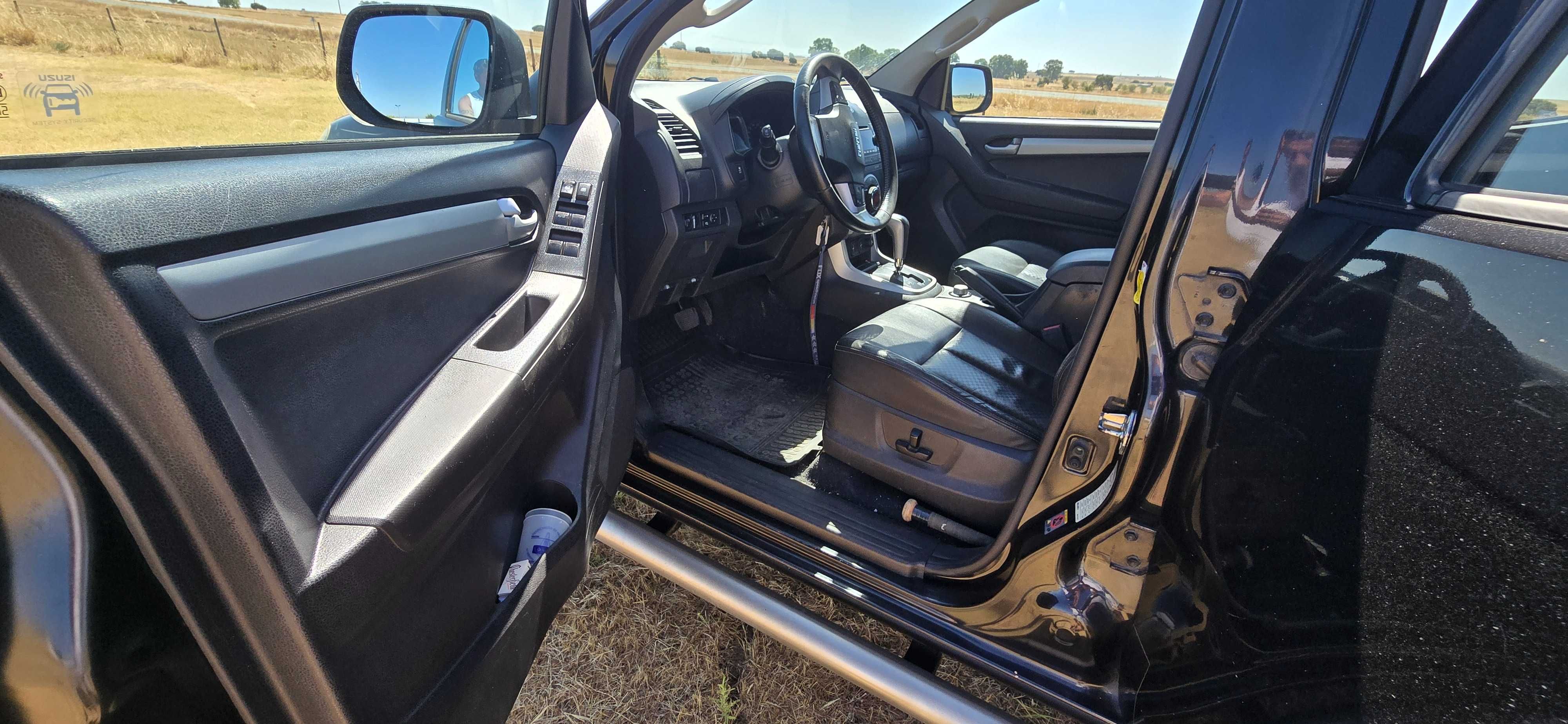 Isuzo D-max  2.5 diesel