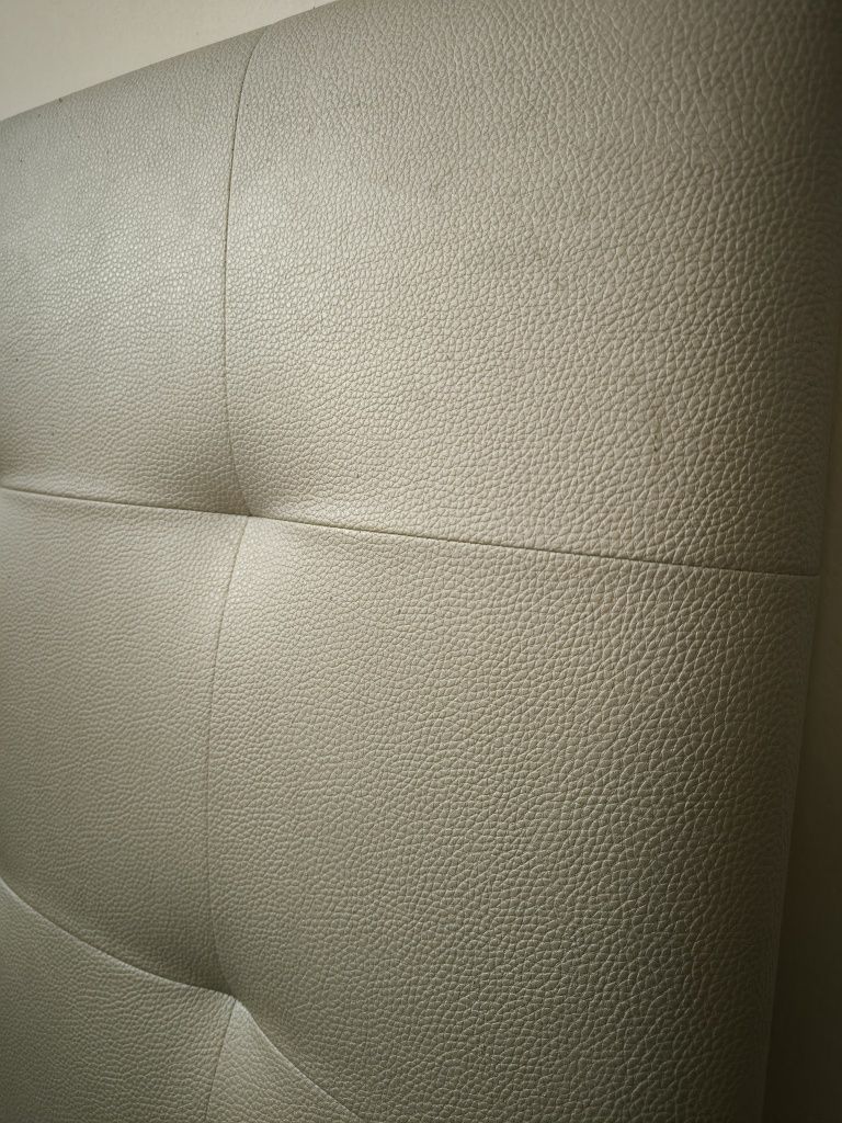 Cabeceira de cama cinza