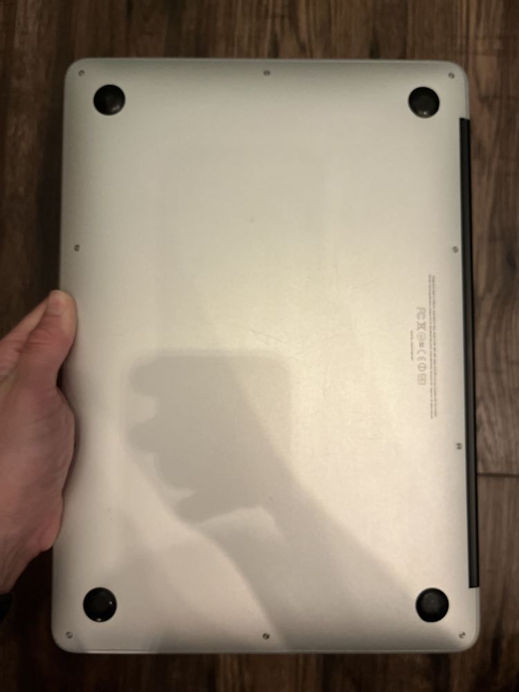 Apple Mac Book Air(13-inch, Mid2011)