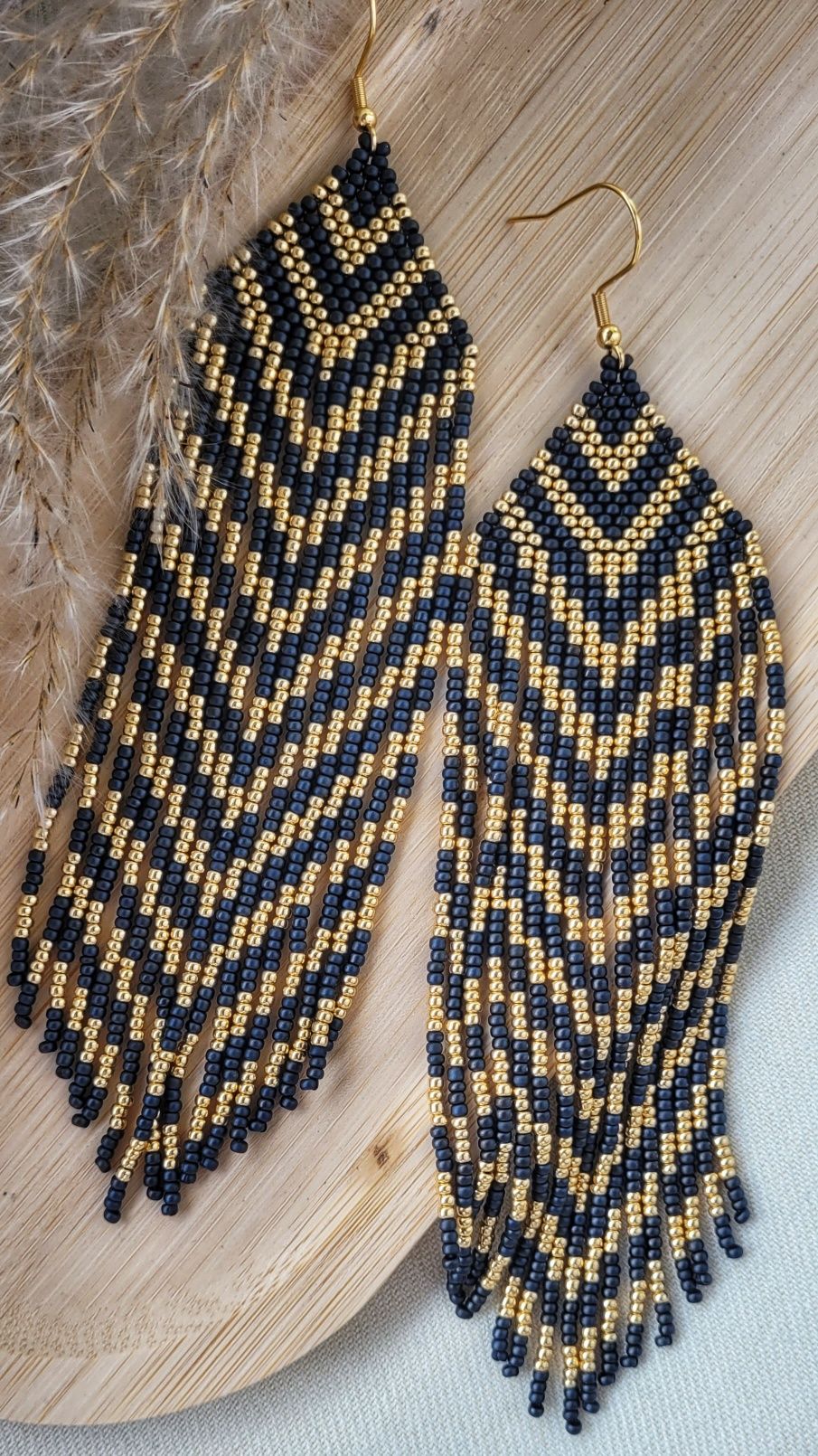 Kolczyki z japońskich koralików.