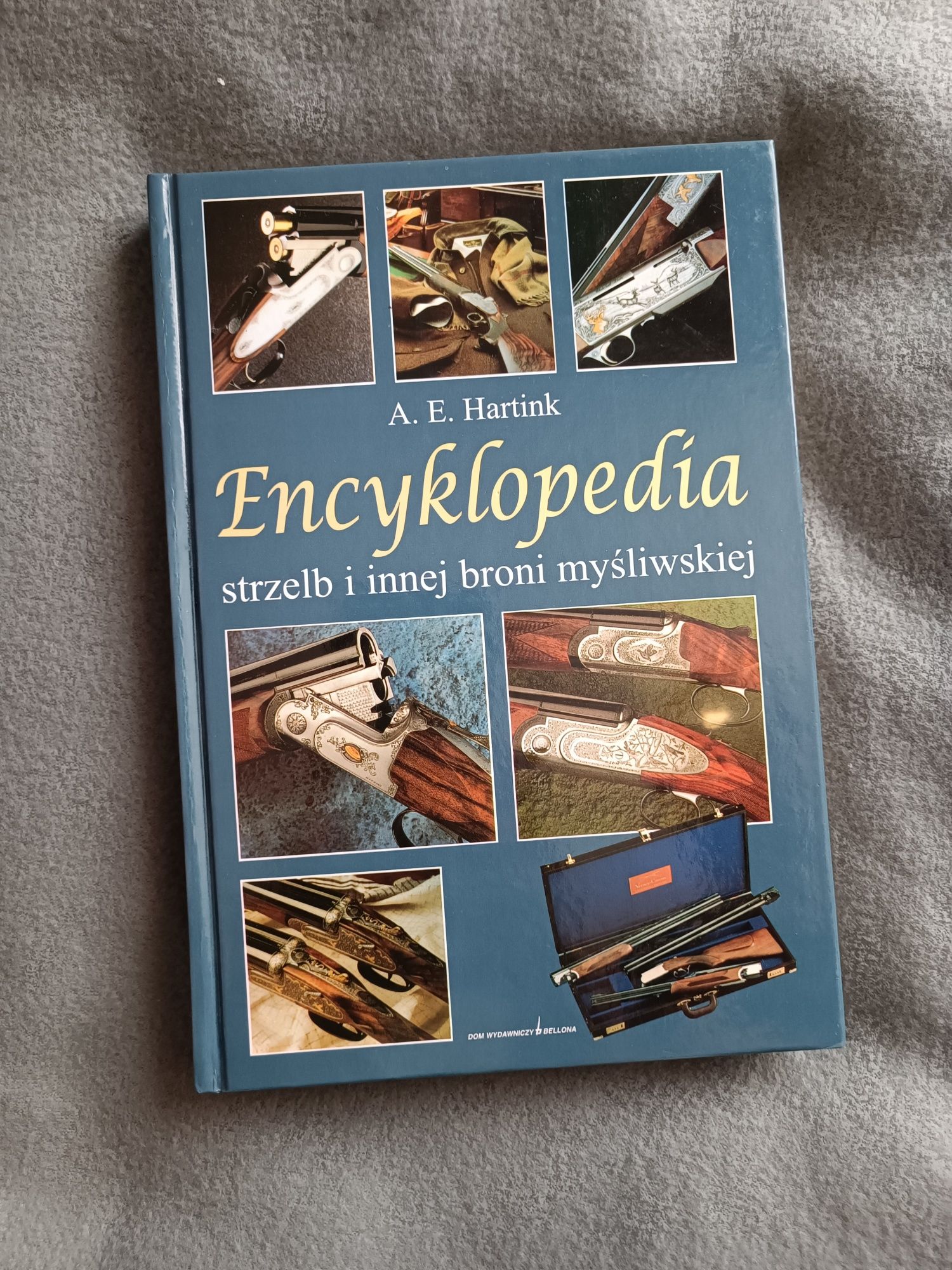 Encyklopedia strzelb i innej broni myśliwskiej