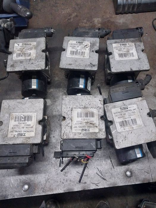 Блок ABS АБС Рено Трафік Опель Віваро