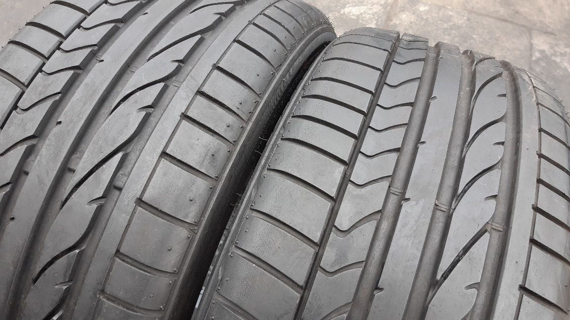 Opony Letnie 215÷40÷17×.BRIDGESTONE.7,5 mm.Jak NOWE.Cena 149,99 zł szt