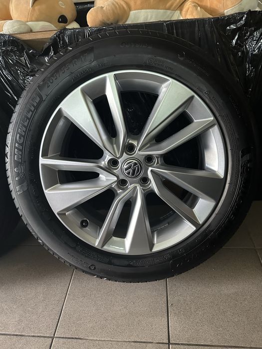 Диски резина колеса шини диски 205/55/17 Volkswagen T-cross