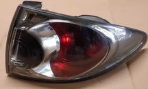 Oryginalna lampa PRAWA Mazda 6 GY 02-05 kombi combi