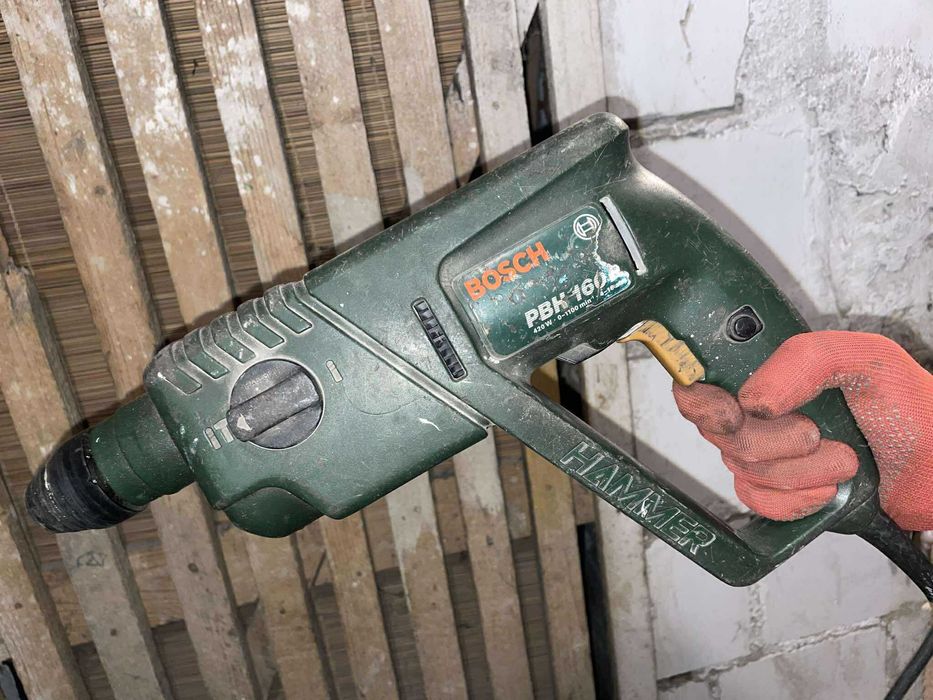 Bosch PBH 160 R – młotowiertarka SDS-Plus 420W
