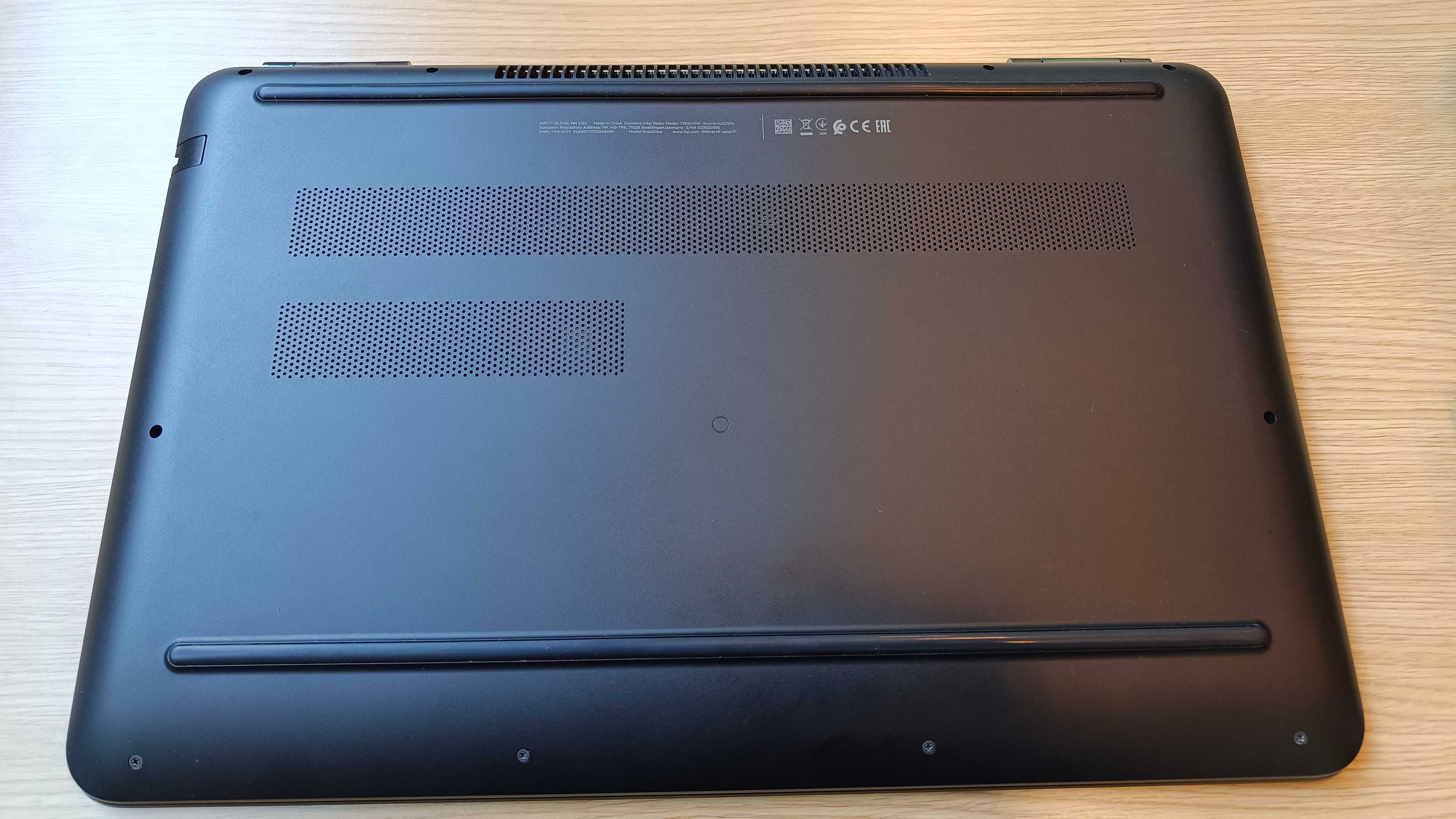 Portátil OMEN da HP - 15-ax004np