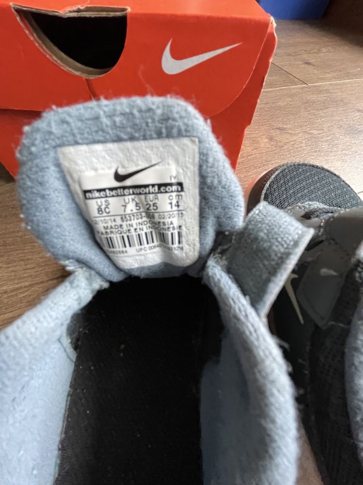 Nike buty sportowe dziecięce rozmiar 25