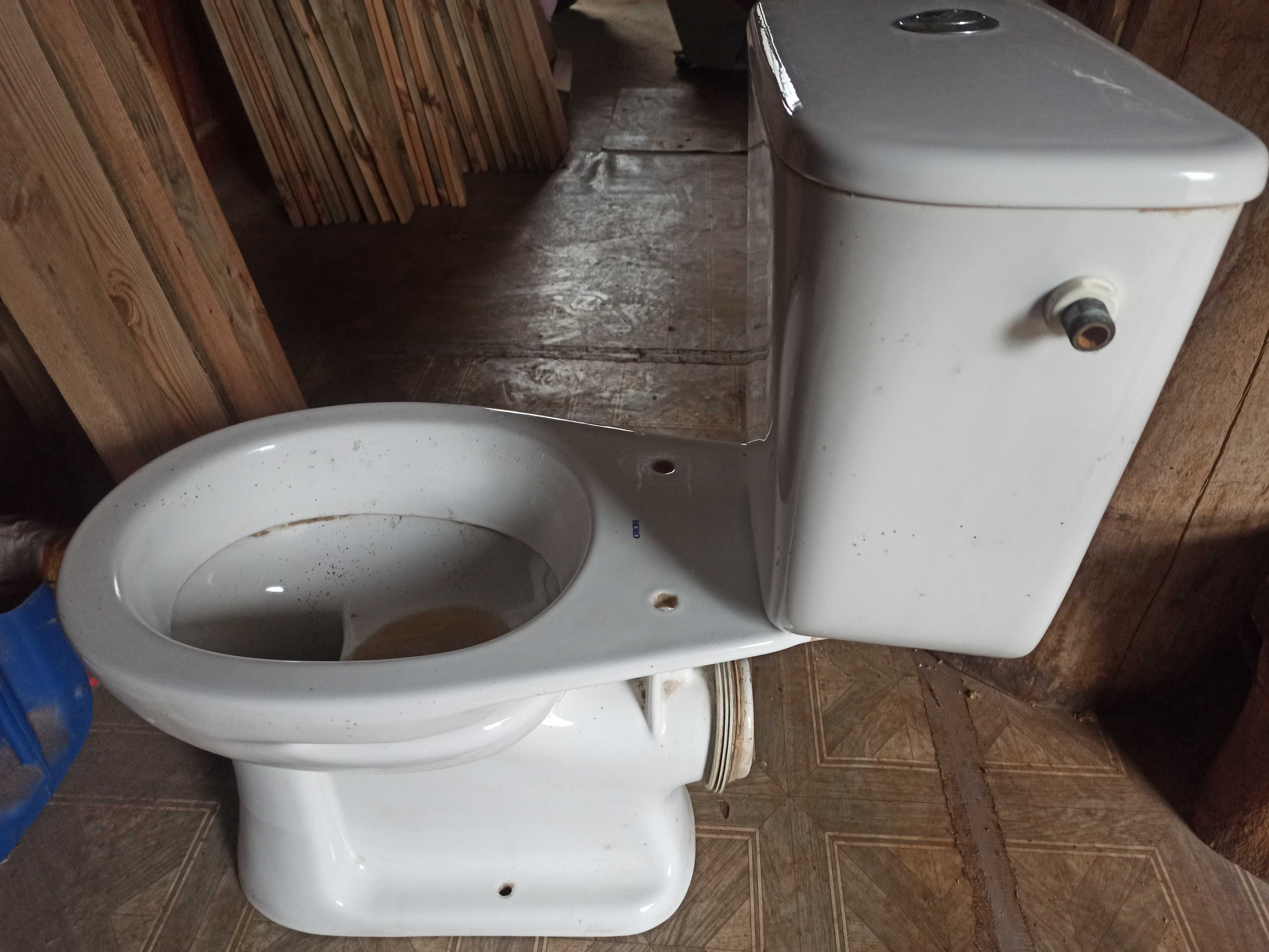 kompakt WC, muszla plus ceramiczna spłuczka