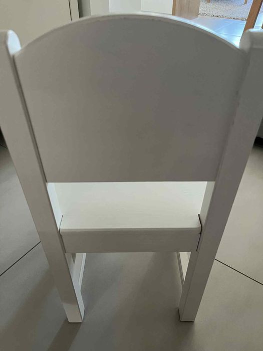 Stolik z krzesełkiem Ikea