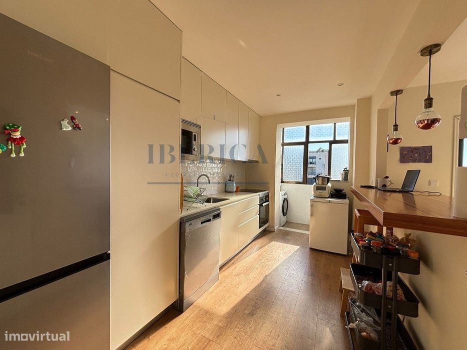 Apartamento T3 Renovado - São Félix da Marinha - 200 metros da prai...