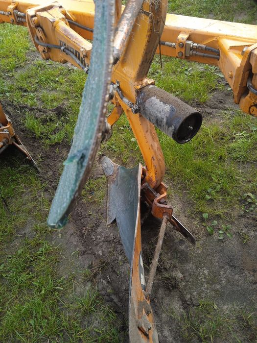 Pług obracany 3 lub 4 huard jak kuhn zabezpieczenie hydrauliczne