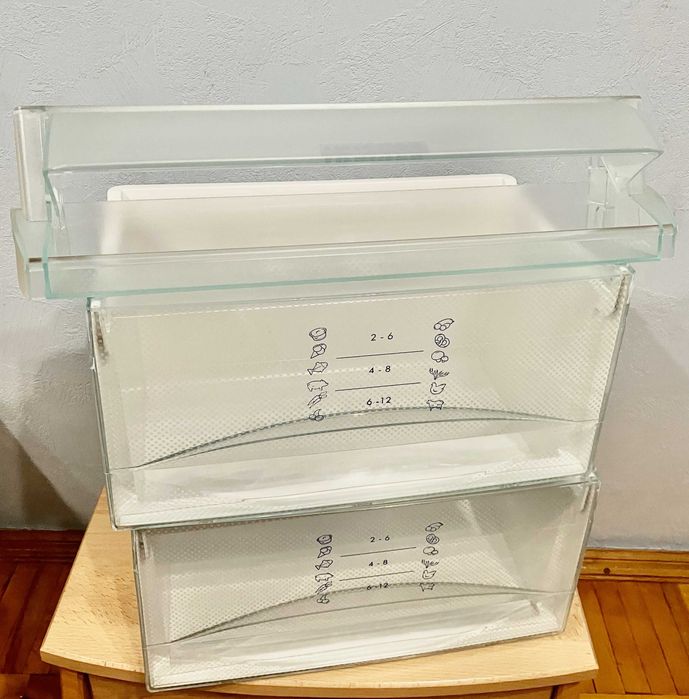 Ящики/полиці холодильника Liebherr CUP30110