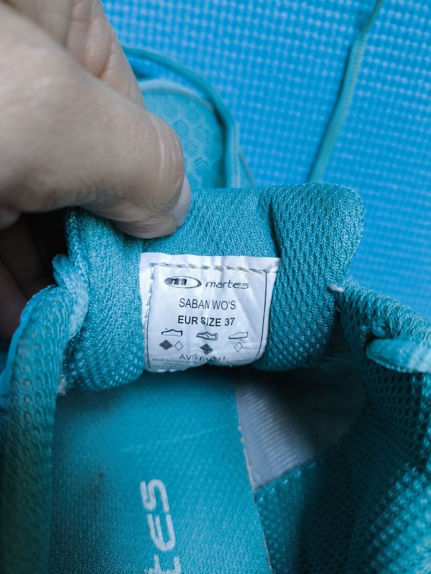 Sportowe buty damskie do biegania Martes rozmiar 37