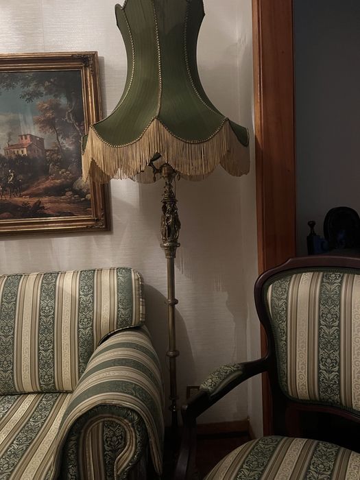 Conjunto sofas com candeeiro vintage