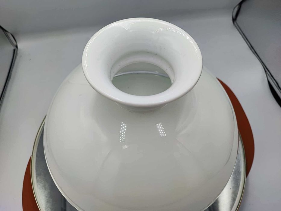 Przedwojenny klosz,umbra na naftowa śr.montaż.27,8 cm.