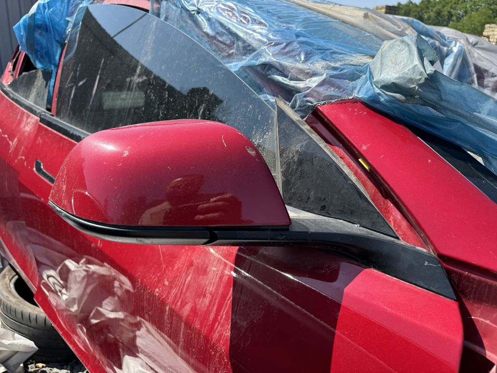 Tesla model 3 rest двери крила четверть кришка багажніка дзеркала скло