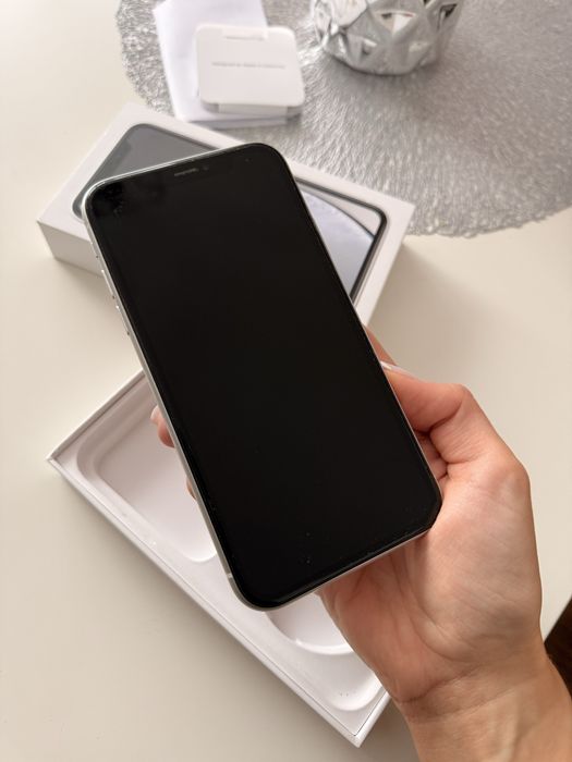 iPhone XR 64 GB stan idealny!